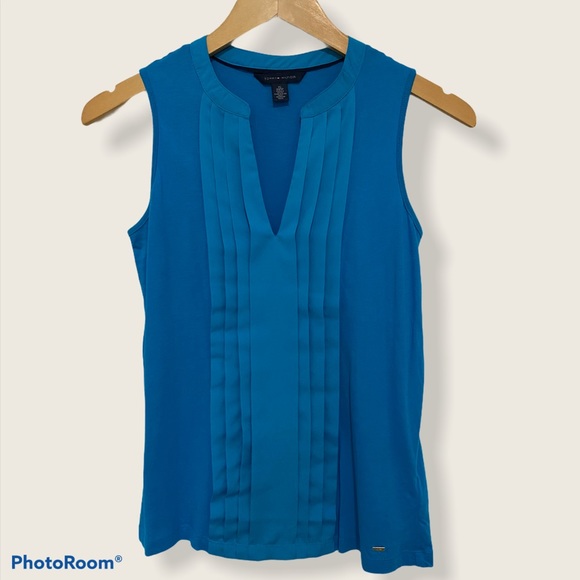 *SOLD* Tommy Hilfiger Sleeveless Top | XS - Picture 1 of 4